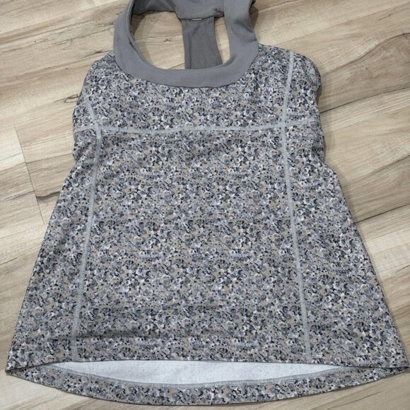 Lululemon Womens Gray Mesh Racer back Tank Top Size 8 - Picture 1 of 5
